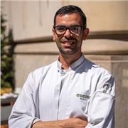 Leader, clean, professional, mentor, always in time, full of knowledge and open to learn from everyone